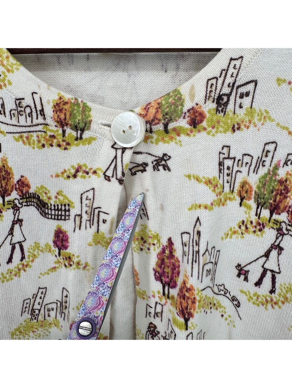 Christopher & Banks Novelty Cityscape Dog Print Cardigan - Picture 7 of 10